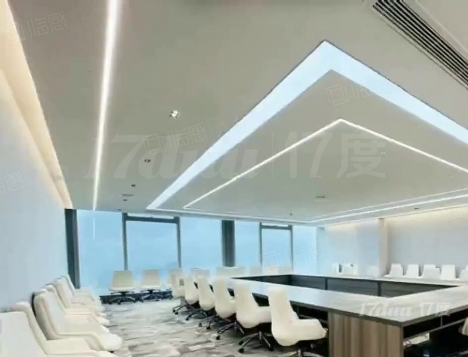 CBD万达广场整层 可分租 临建国路 交通方便 世茂 金地