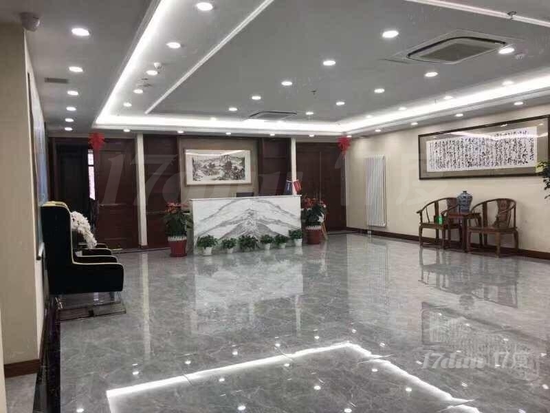 央企直租 整层面积 精装带家具 户型方正 紧邻三环 直租可谈