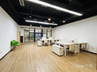 即租即用！房东直租的市中心140方精装办公室！拎包入驻