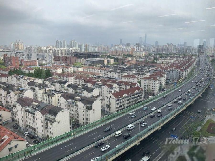 大宁久光中心，1号线上海马戏城站，各种面积可选，条件好谈