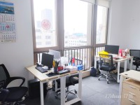 南油服装城小型办公室出租，可注册公司，拎包办公