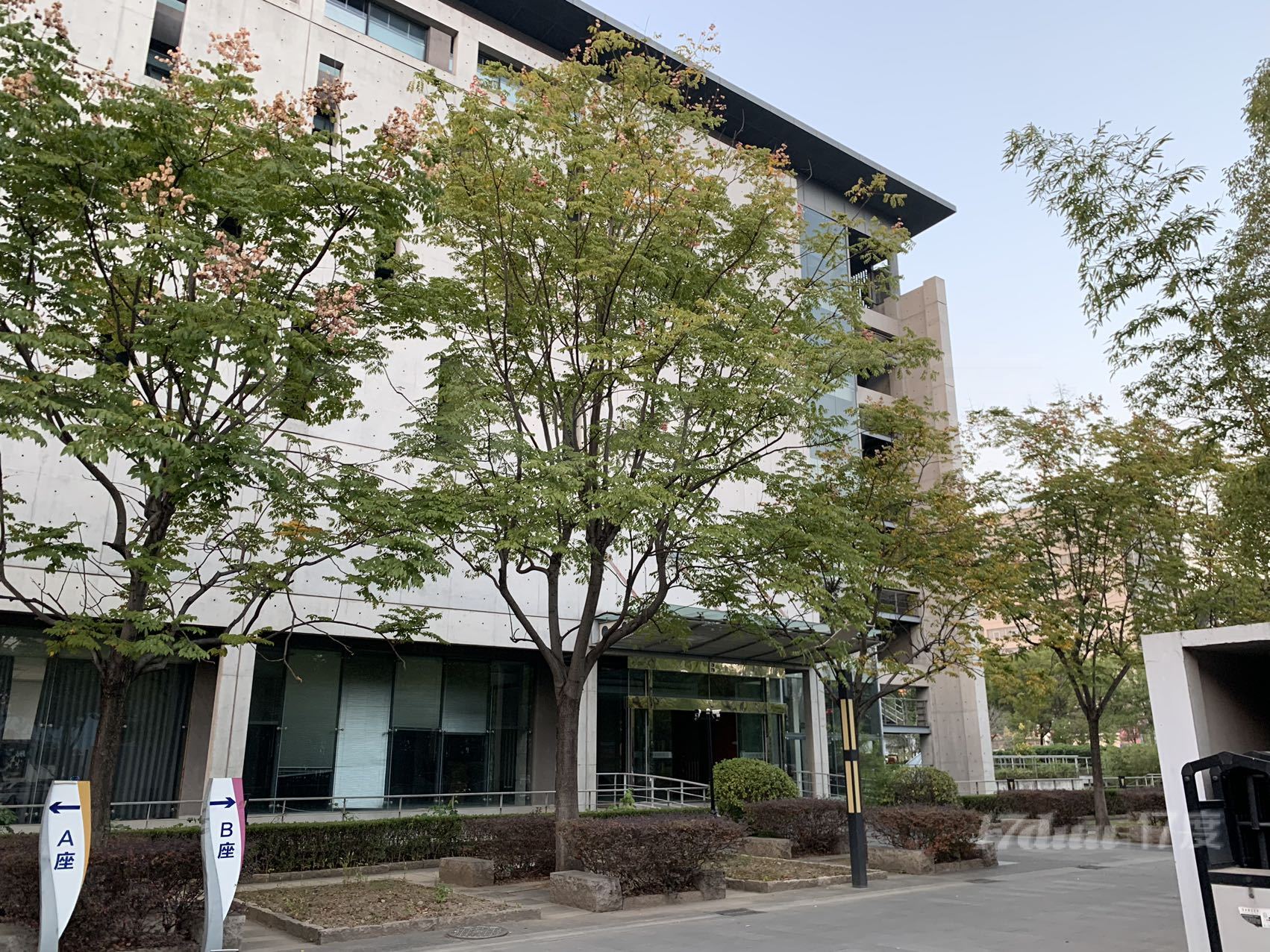 闵行七宝生态园7089精装办公室出租中春路地铁口明谷欧西玛