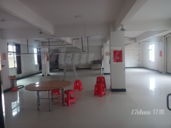 电商仓库，280方，独门独院，直播工作室，有三相电，可住人
