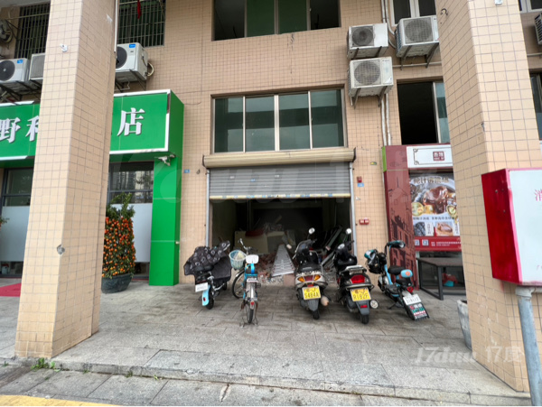 台山利华豪苑3层商铺出租