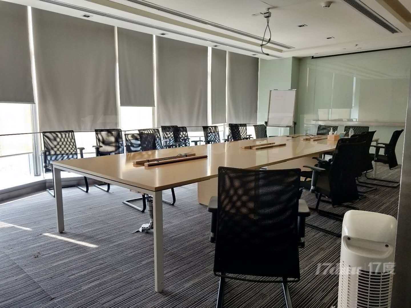 品尊国际中心430平精装房带家具，7号线岚皋路站