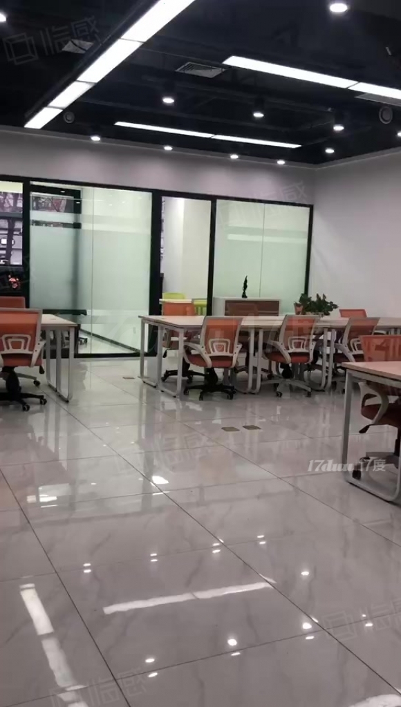 北京朝阳精装办公室出租 临近地铁 杂费全包 24时办公