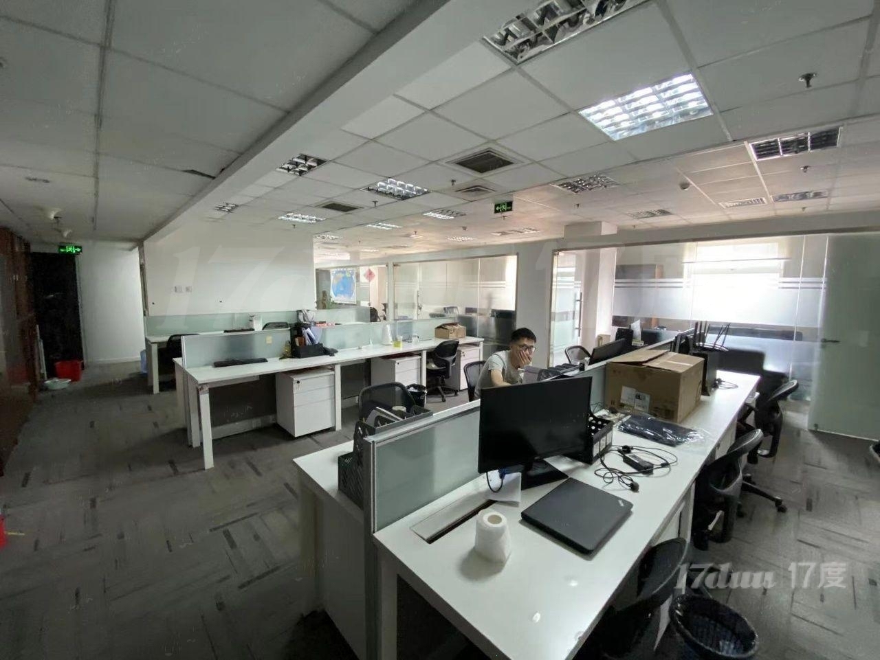 德胜门 天成科技大厦300平500平 方方正正 8个朝南