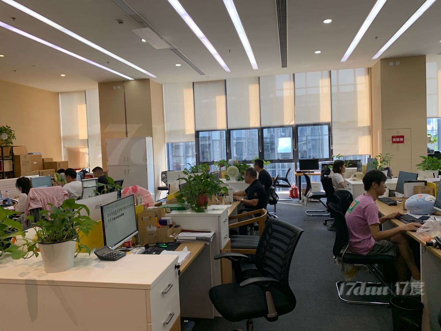普罗娜商务广场 金沙和美广场 地铁上盖 国企房源 配套齐全