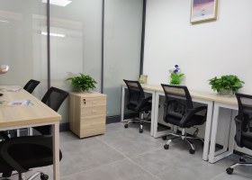 创客空间办公室出租，全包式联合办公，卡位会议室出租