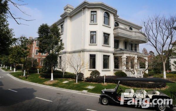 独栋 精装办公别墅 润和国际总部园 花园办公环境
