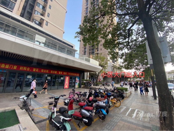 十字路口加小区门口临街旺铺