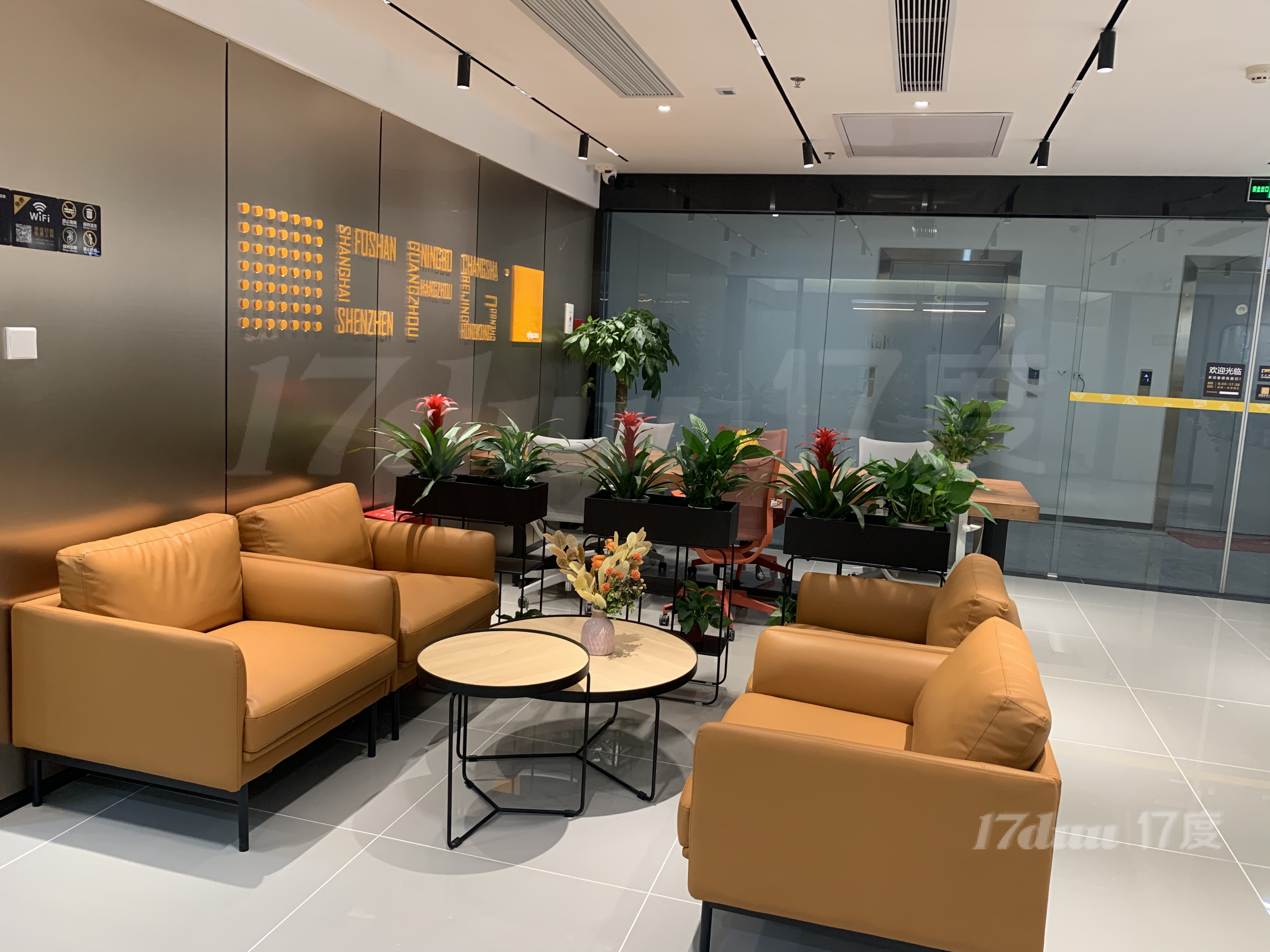 白菜价 杭州精装服务式办公室出租 一价全包 小面积