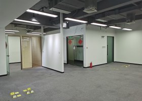 七莘红点城 12号线七莘路地铁站