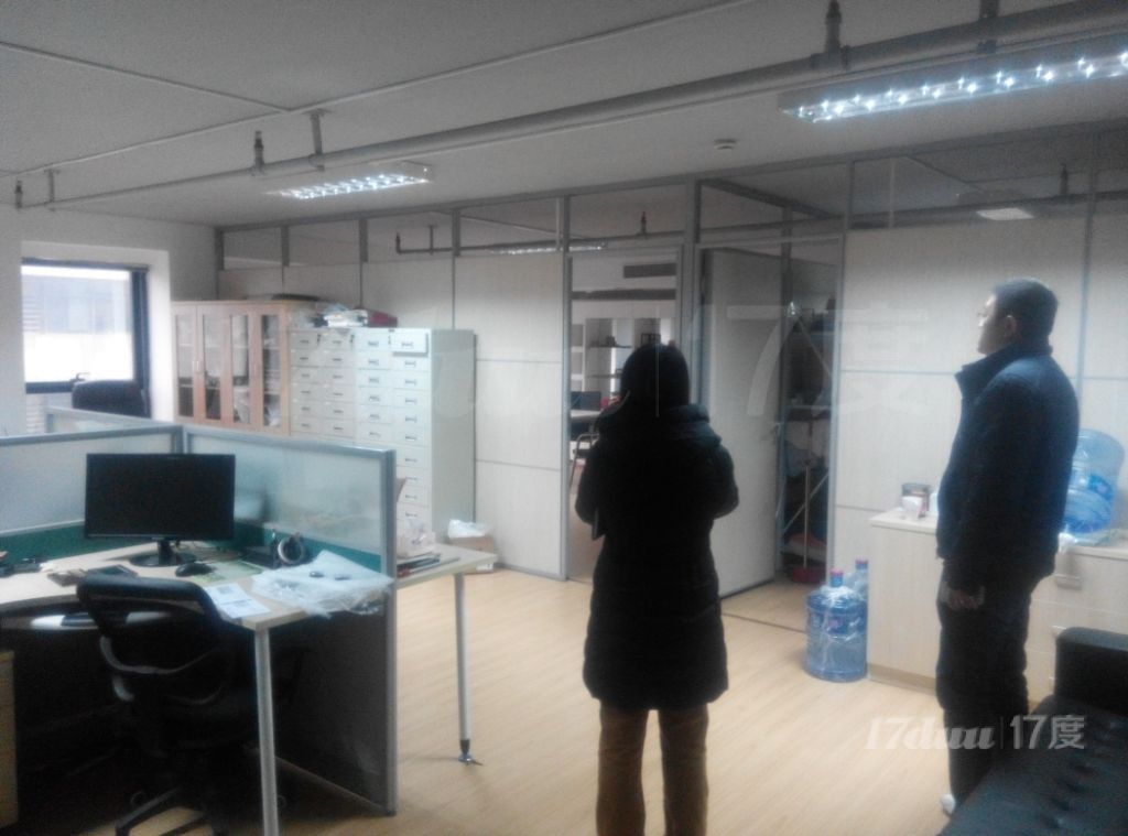 中展大厦 近12号线地铁站 实拍