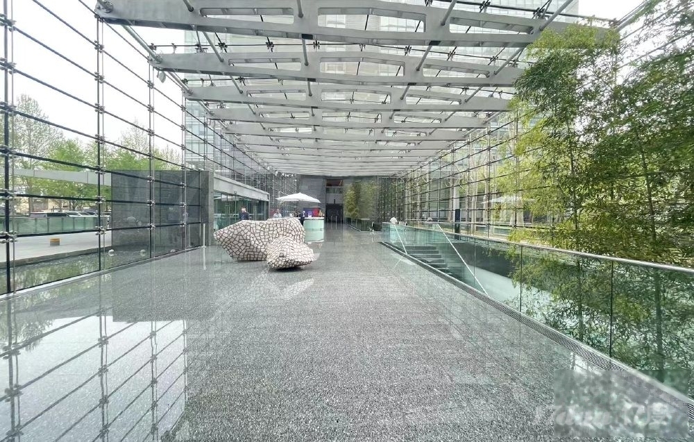 融科资讯中心理想国际大厦鼎好大厦中国交易技术大厦689平高层