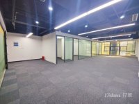 西湖区新装修，3+1朝南靠窗大面积，办公室优惠单价2元