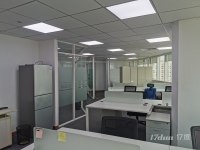 镇坪路高区144平，3隔断朝南15工位近飞洲时代