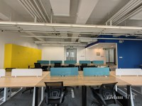 开发商直租长宁天山现房，soho天山广场300平精装带家具