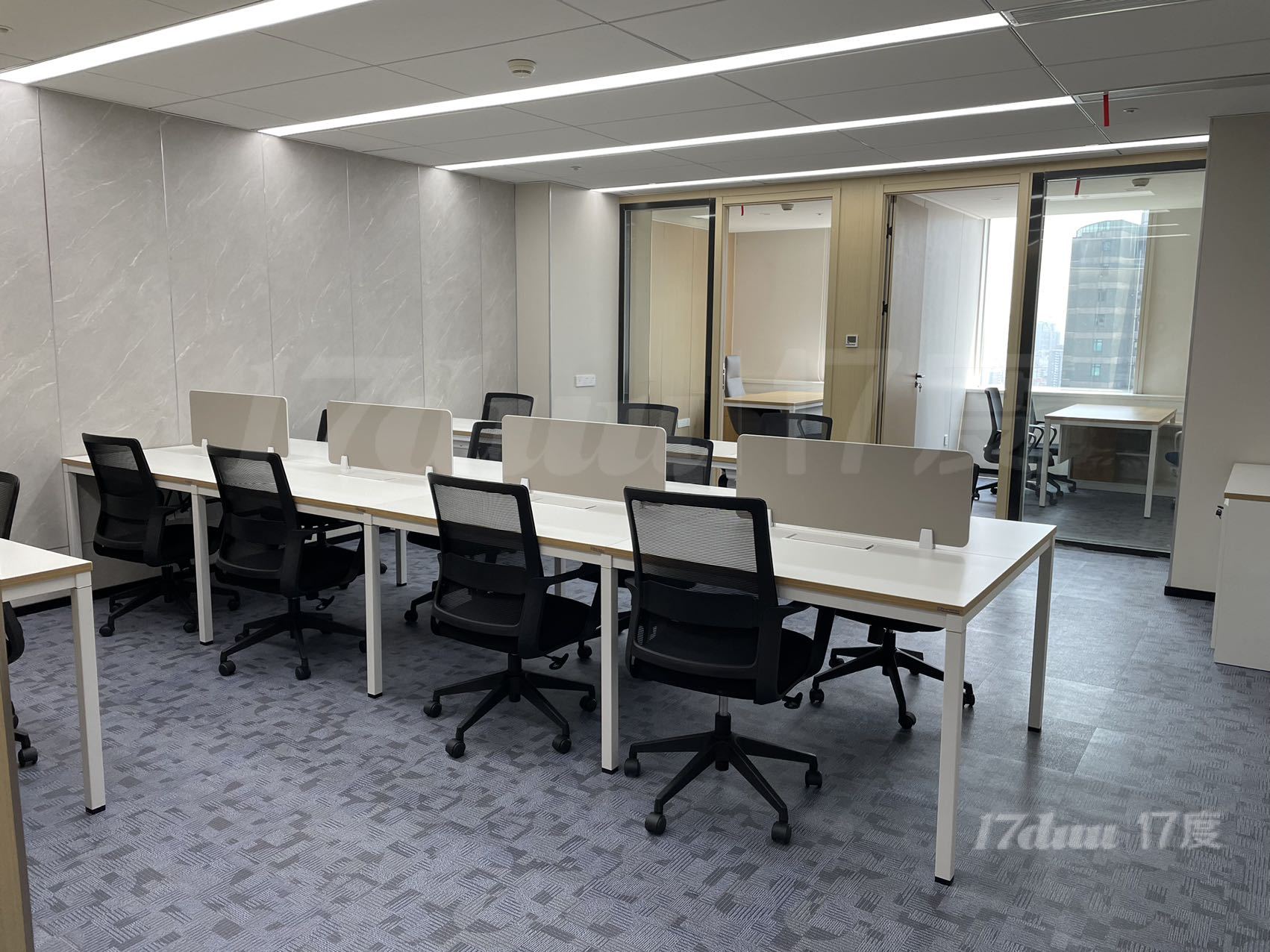长宁娄山关路，地铁2.15号线，精装全配，户型方正采光好