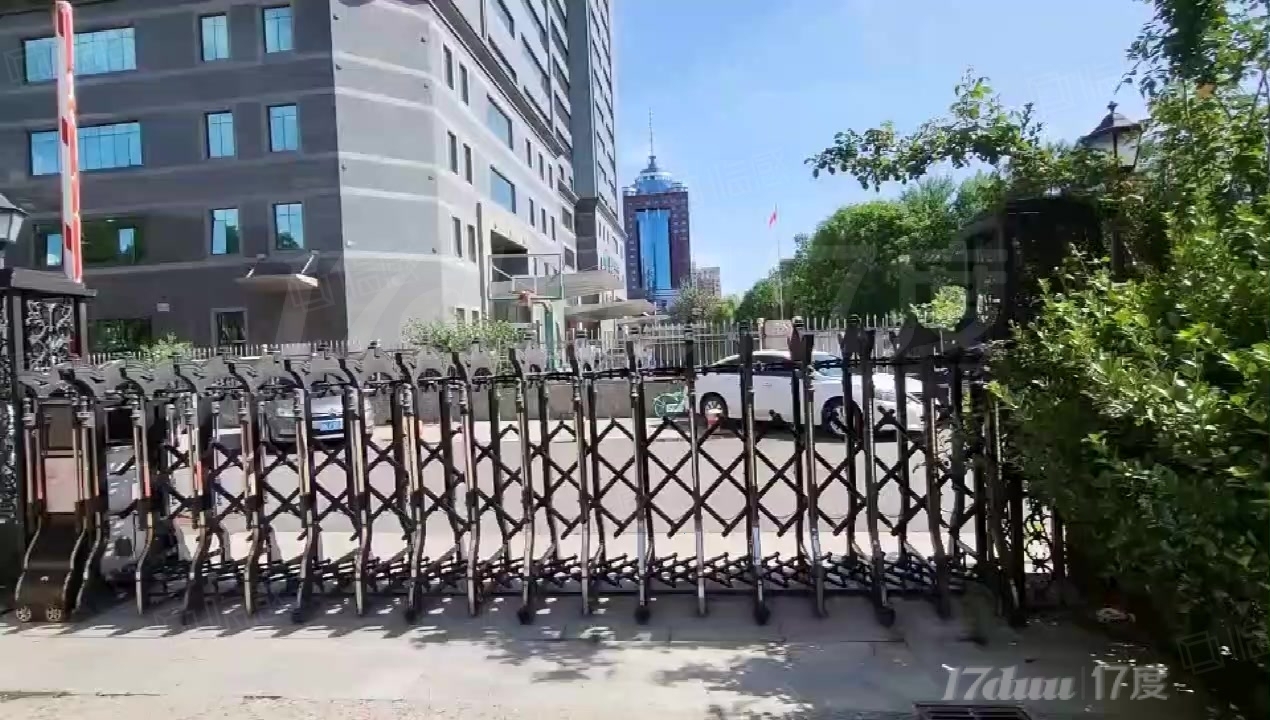 西二环独栋带院，比较适合国企，央企，上市公司，院内36个车位