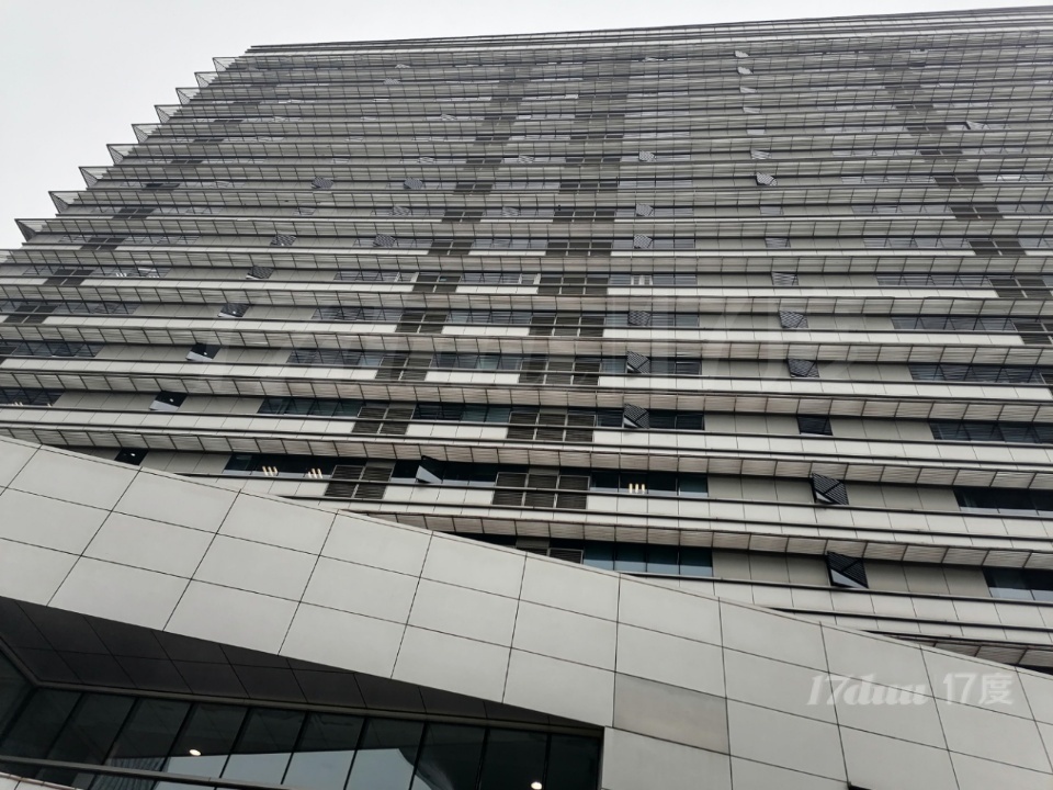15号线沿线 北岸长风精装带隔断 高区采光好