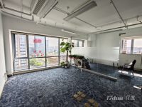 国盛中心  精装修带家具 落地窗三面采光 拎包入住