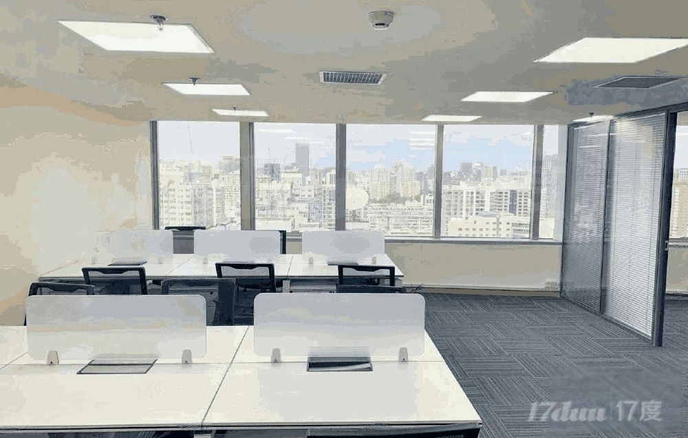 东北三环南银大厦丨全新精装带家具丨更多户型随时看房丨邻地铁口