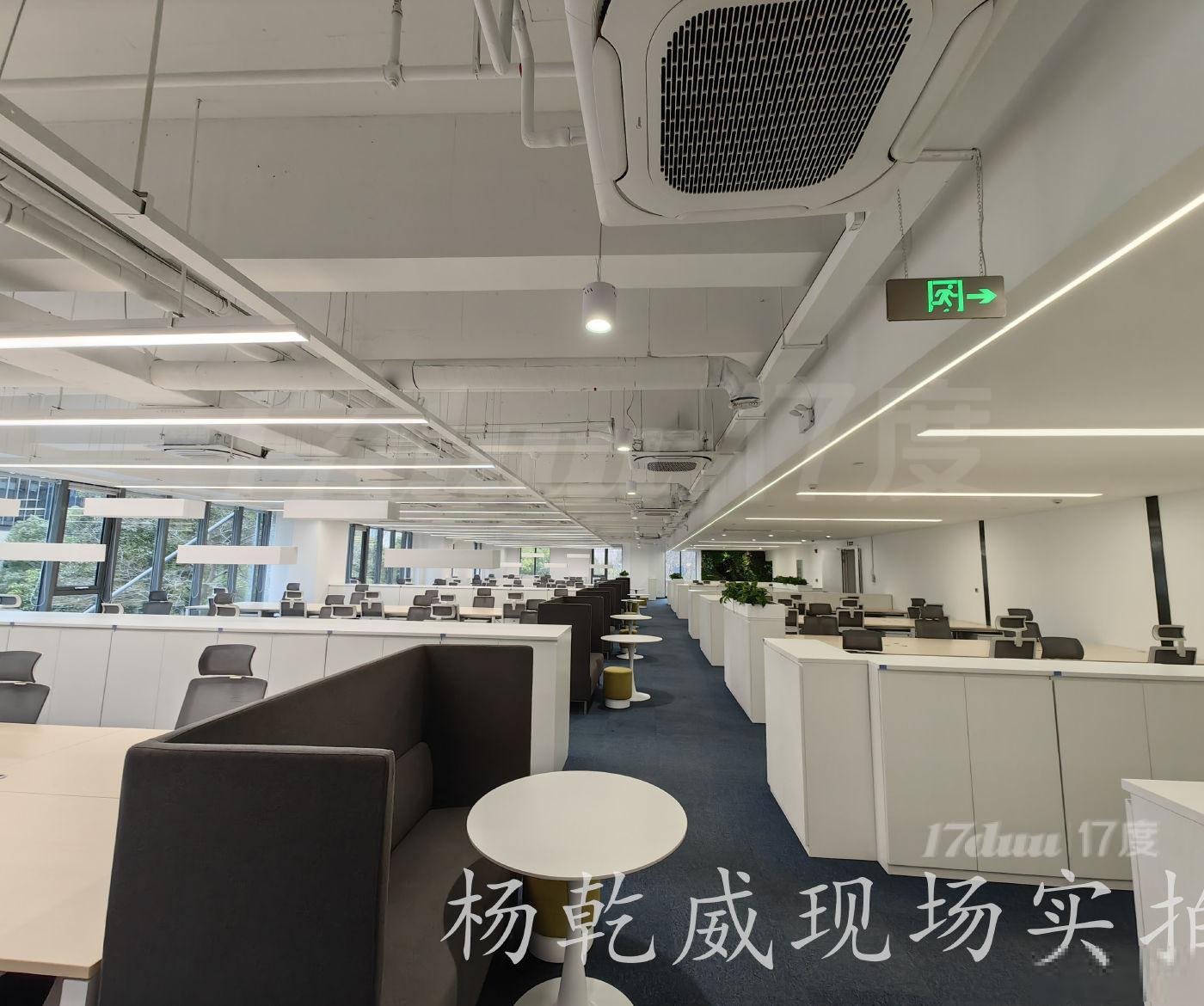 地铁口多套精装整层，空调自控，近郡江国际北美广场万硕大厦