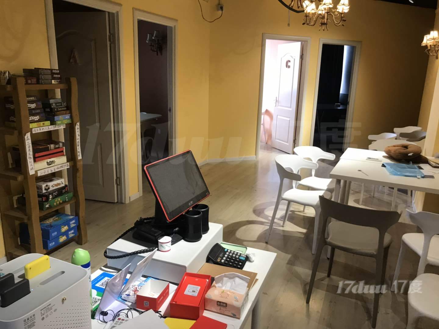 绿洲广场 环球港隔壁 有室内上下水独立空调 近长城大厦