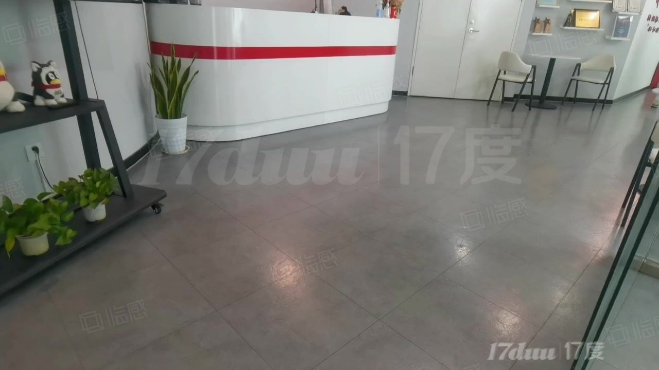 四通桥 人民大学地铁 数码大厦 整层可分租 配套齐 员工食堂