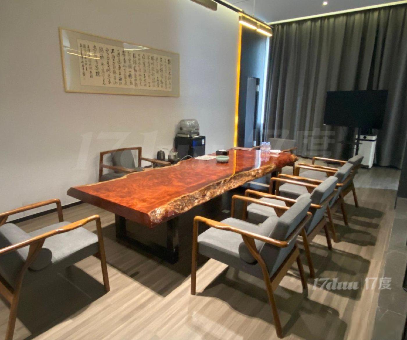 康桥中环边 独立空调 环境安静 园区楼层大气  随时看