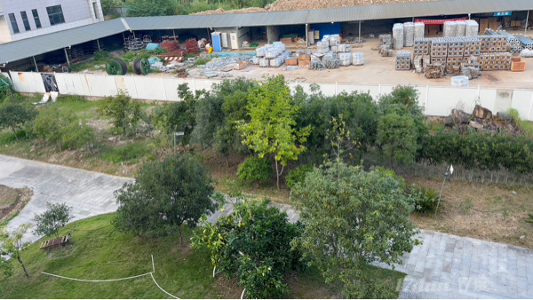 国道边大车可进出，3000硬化空地?1500钢构
