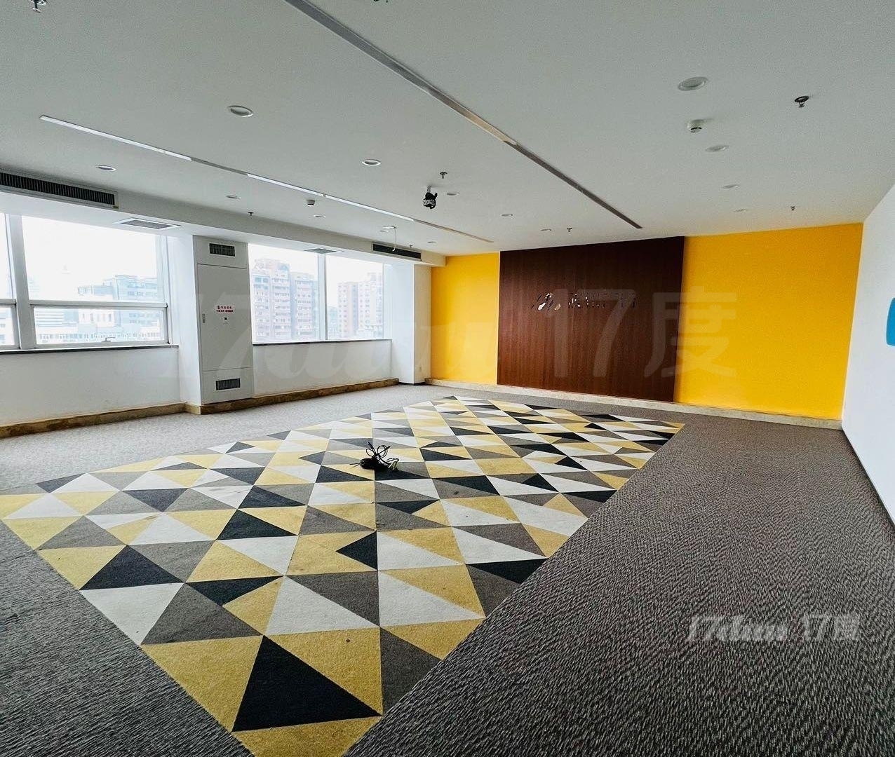 领航科技大厦物业直租 759平地铁10号 多面积出租大小不一