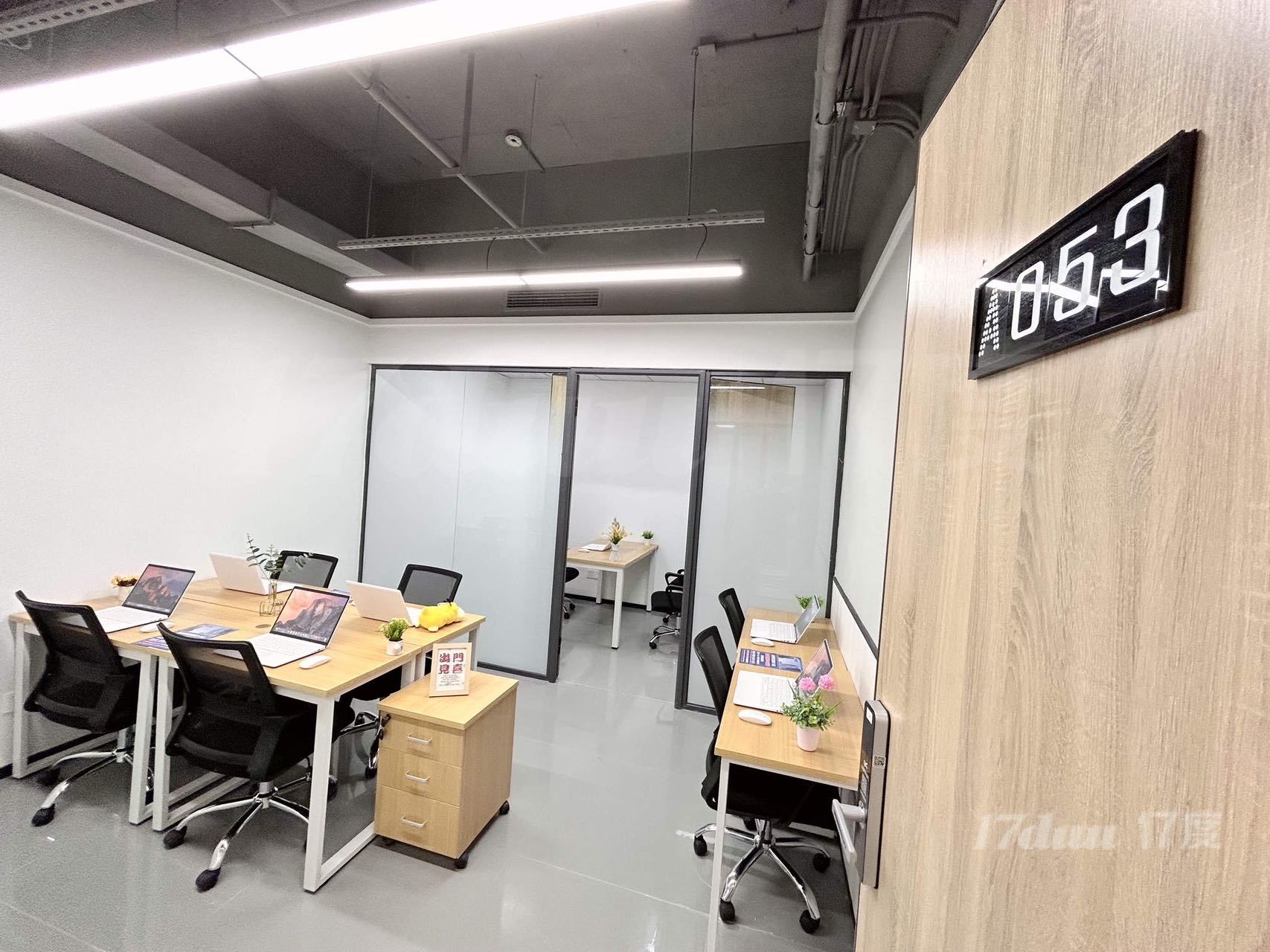 1+1 8人间，可做直播间，东站福元酒店 新店开业 先到先得