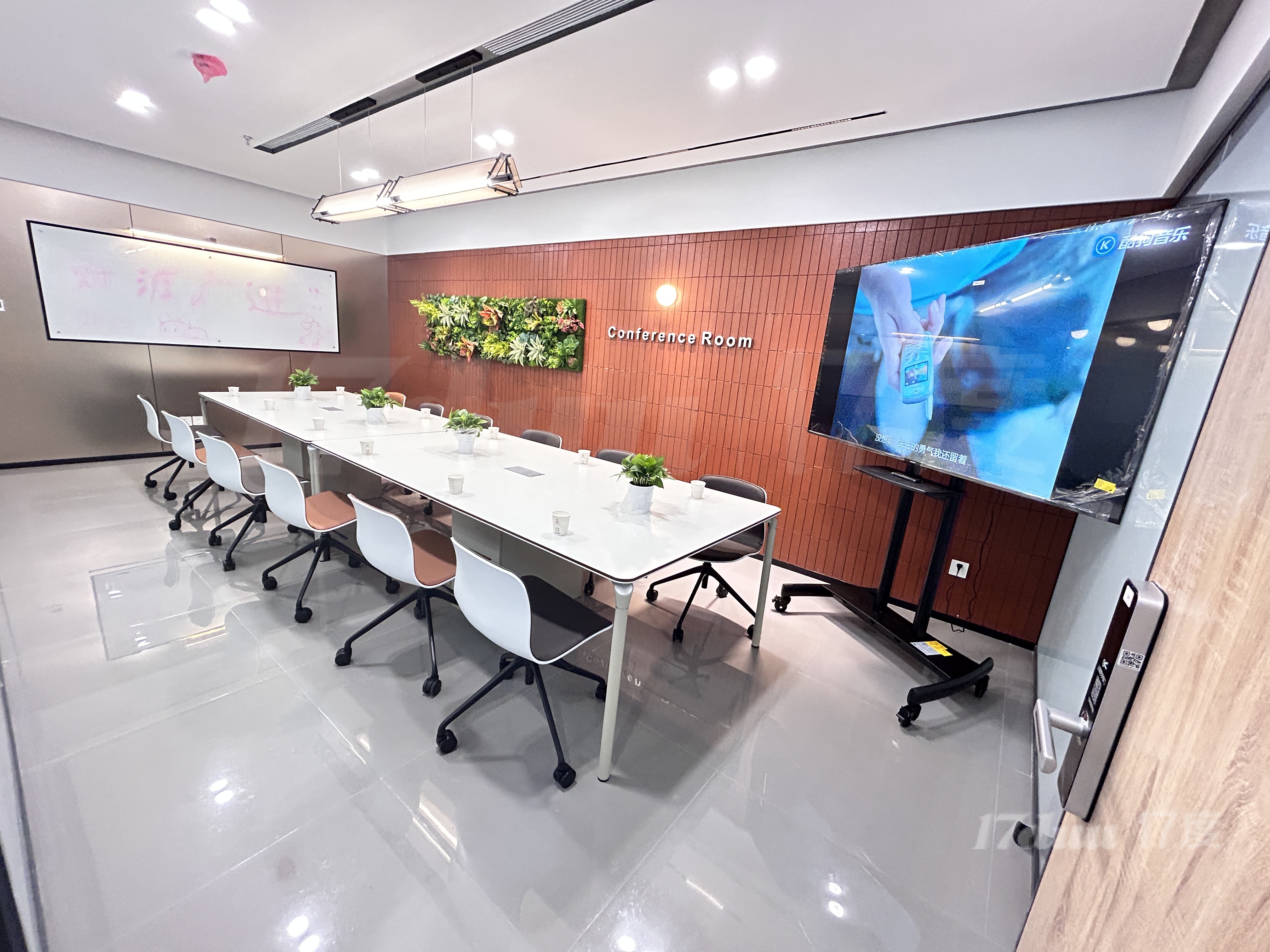 火车东站恒祺新店10-100平户型多多最高3月免租