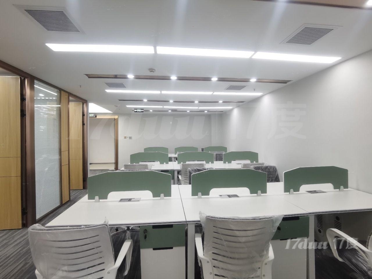 北苑地铁直达铁建广场150平精装修带家具适合教育科技落地窗