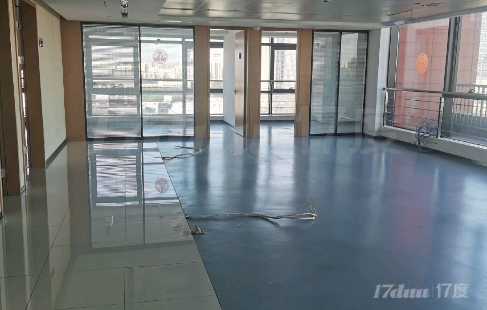 西城西二环金融街复兴门地铁口写字楼出租，适合科技设计金融公司