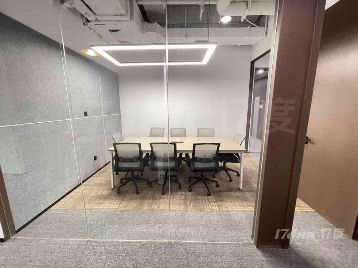 昌平路地铁站，阳光科技广场141平精装修带家具拎包入住