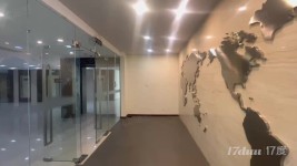 中关村soho 正对电梯 地铁近 采光好 精装 价格好说