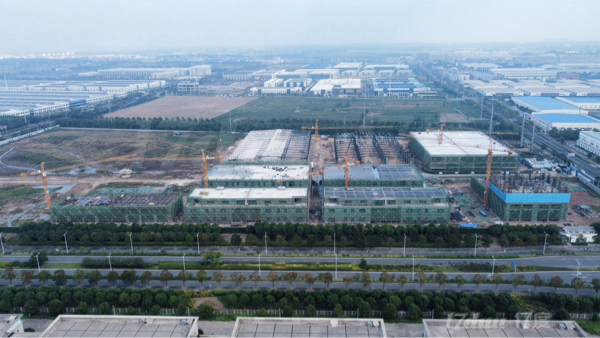 准现房！单层 10 米，承重 2 吨，实力开发即刻入驻