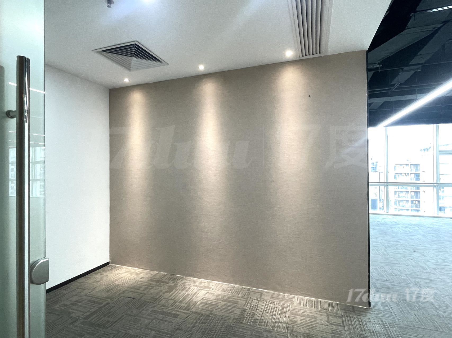 珠江新城 地铁上盖 建滔广场 带装修303平 