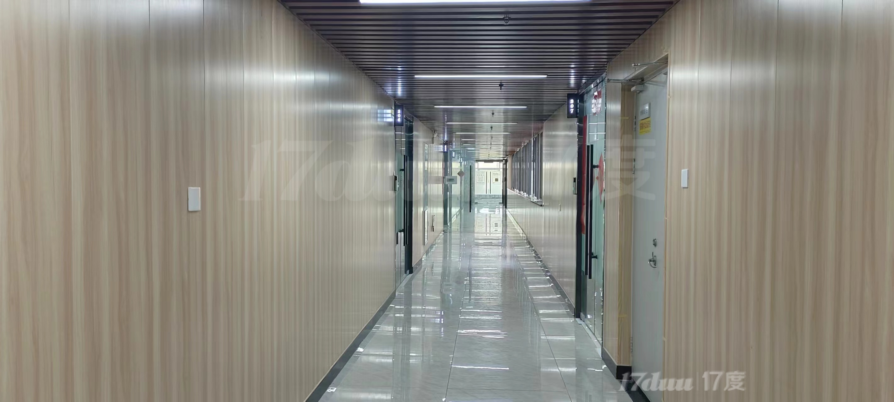 单价7千多，银荷大厦，地铁口沿线，齐鲁软件园北