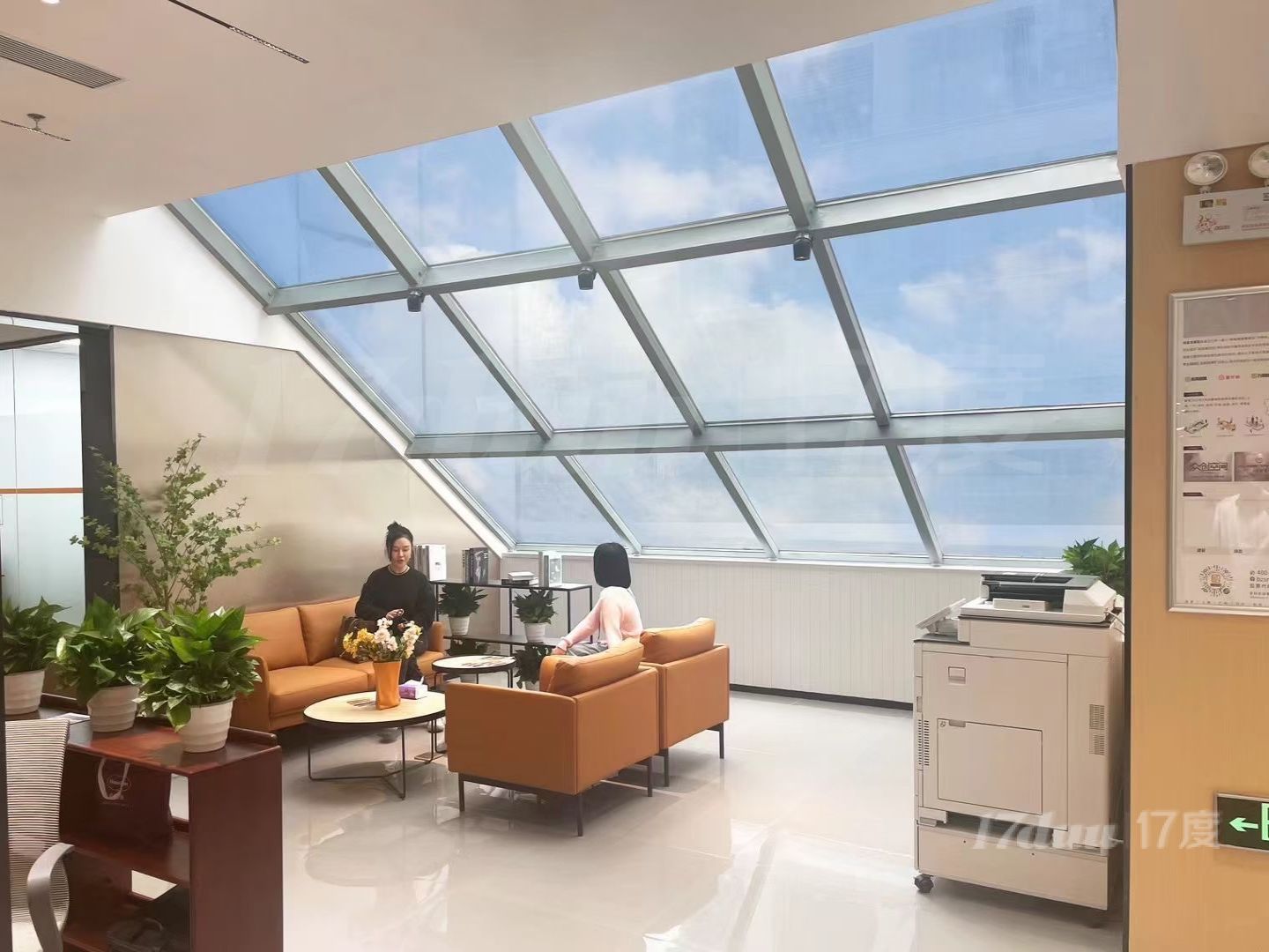 小户型办公室有人要吗 北京联合办公共享办公