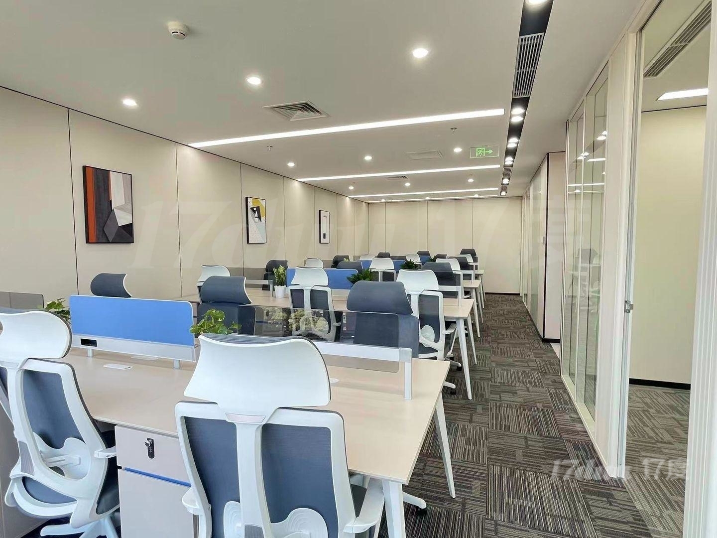 西三环花园桥地铁口中国外文大厦高层东向218订制装修配家具