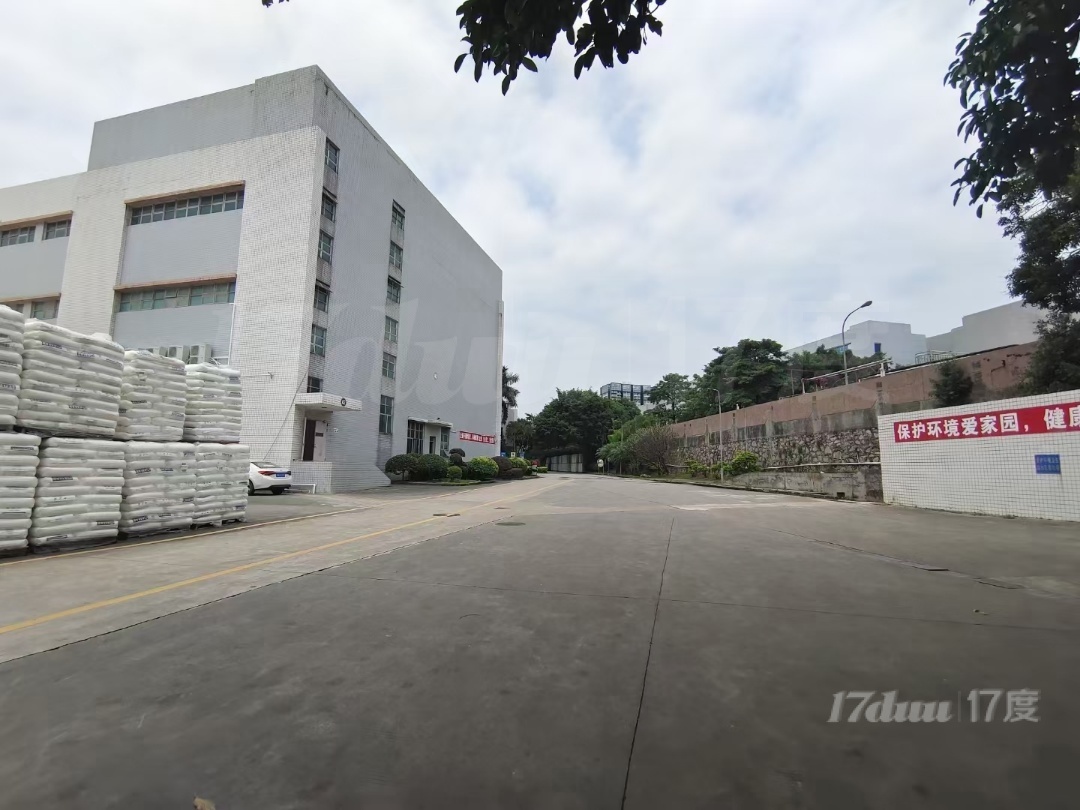 宝安新出红本厂房仓库出租，可分租，单层4280平方，