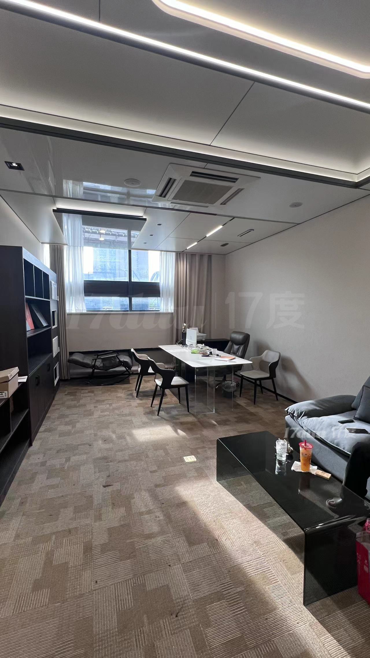诸暨高铁旁 精装办公室（直播间）20-160平 可注册
