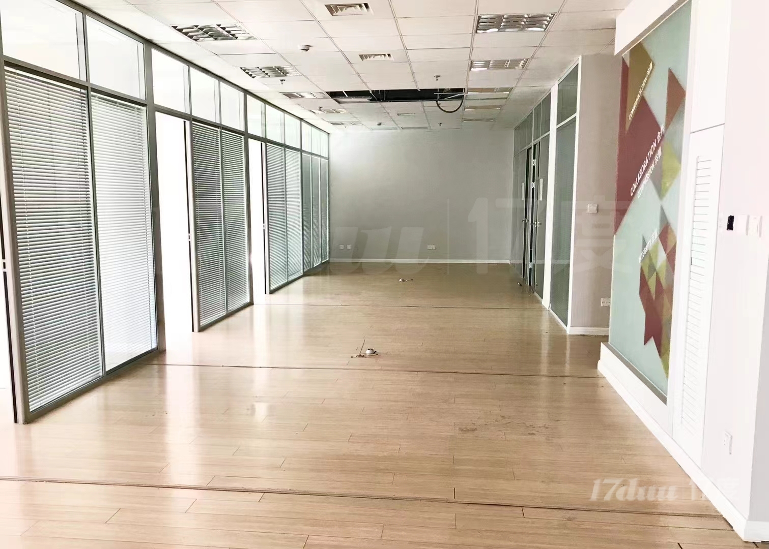 肇嘉浜路 地铁口 金钟大厦 层高高 精装修 随时可看