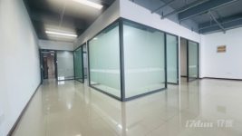 拱墅区东新板块214方大面积办公室3+1户型