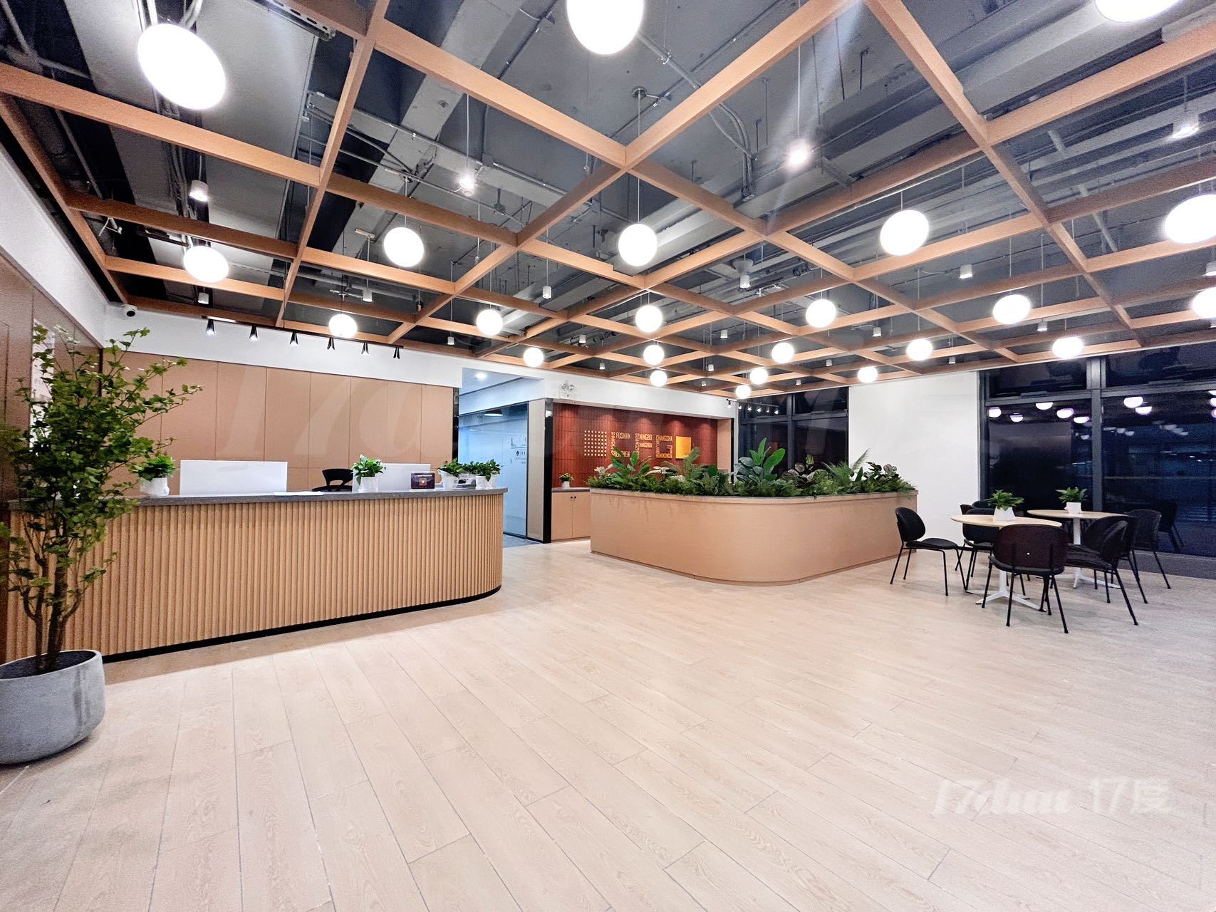 新店开业，先到先得 ??杭州东附近精装办公室直租