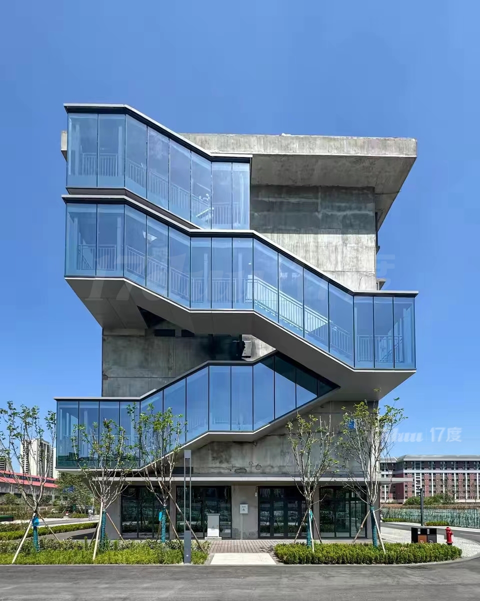 成华区东郊艺术核心区域地铁口新建创意设计产业园